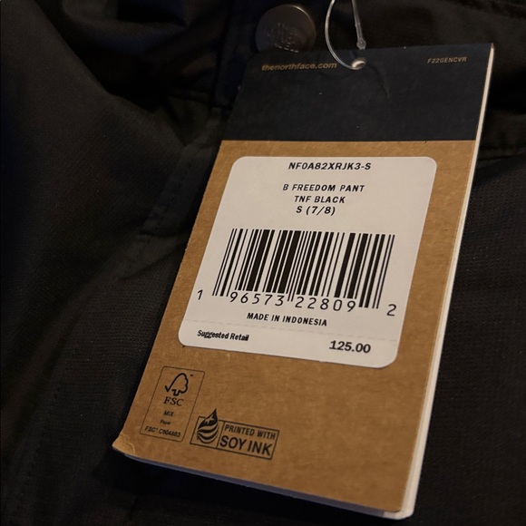 NORTH FACE FREEDOM Snow/Ski INSULATED PANTS BOYS in Black - Picture 12 of 16